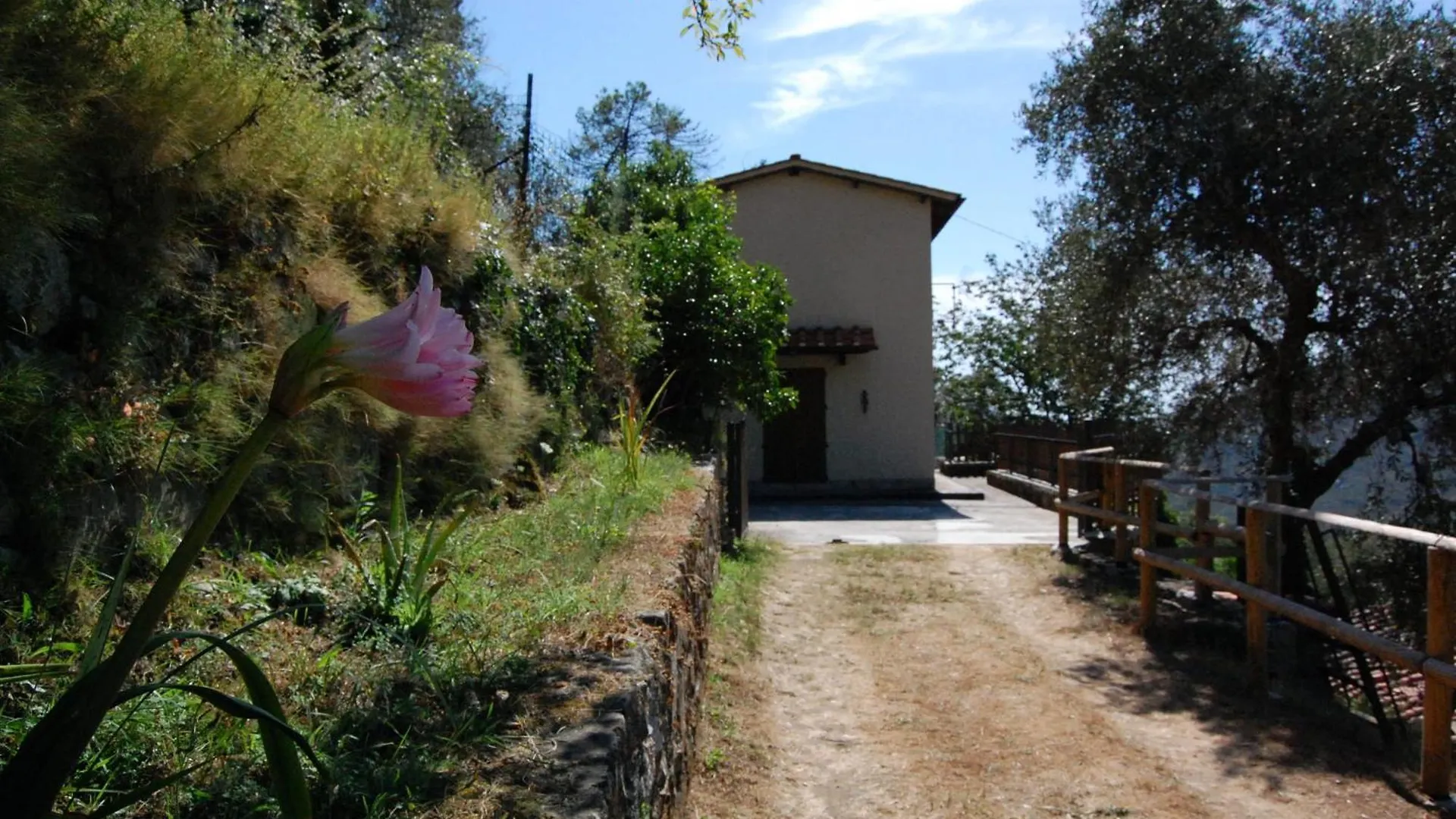 Lodge Casa Valgraziosa Villa Calci Italy